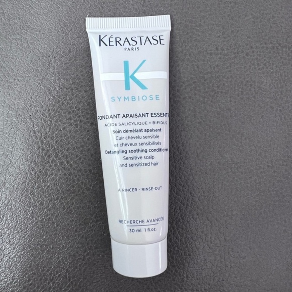Kerastase Symbiose Fondant Apaisant Essentiel Hydrating Conditioner